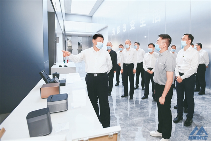 習(xí)近平：全黨必須完整、準(zhǔn)確、全面貫徹新發(fā)展理念